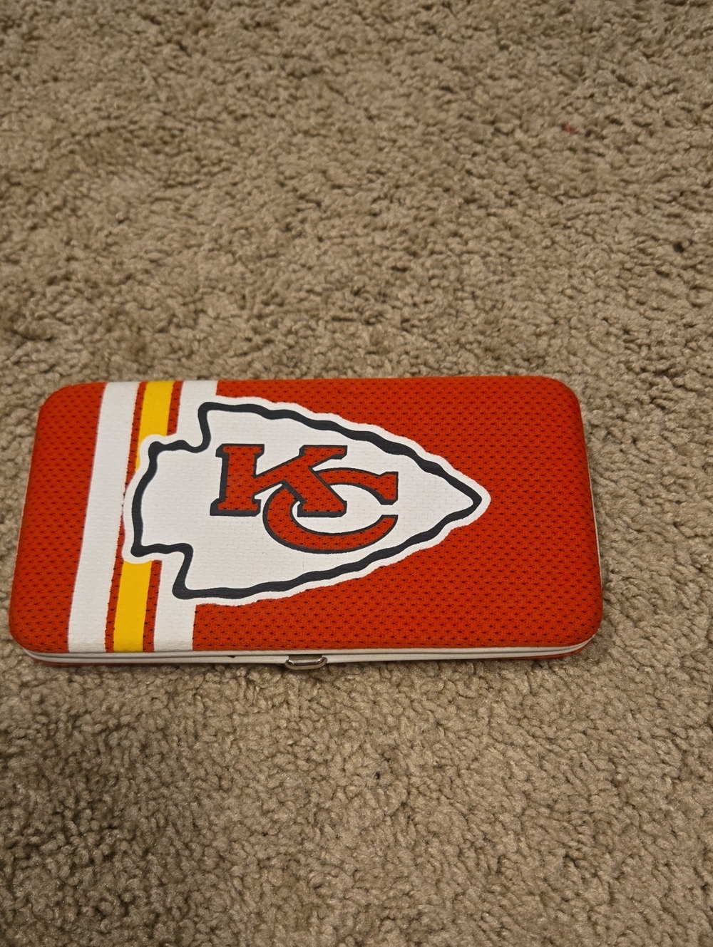 Kansas City Chiefs Red Wallet with Team Arrowhead Logo